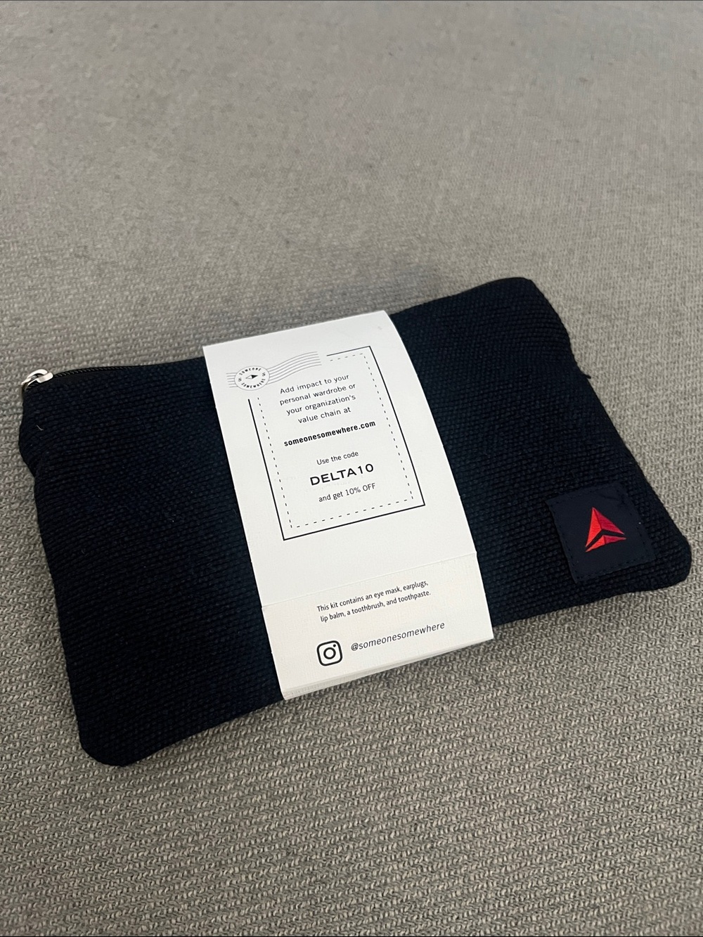 Delta Air Lines Premium Select Amenity Kit Zipper Pouch New & Unused